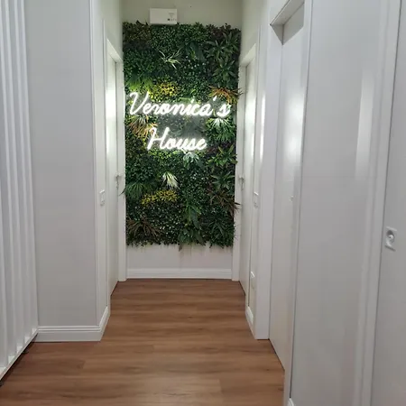 Apartment Veronica' S House