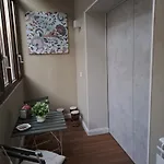 Veronica' S House